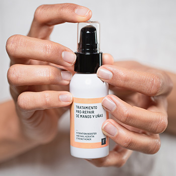 Trattamento Pro-Repair Mani e Unghie