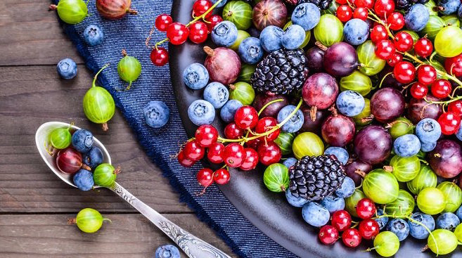 ¡Antioxidantes, los mejores aliados antiaging! Te contamos todo sobre su papel contra los radicales libres ¡Antioxidantes, los mejores aliados antiaging! Te contamos todo sobre su papel contra los radicales libres