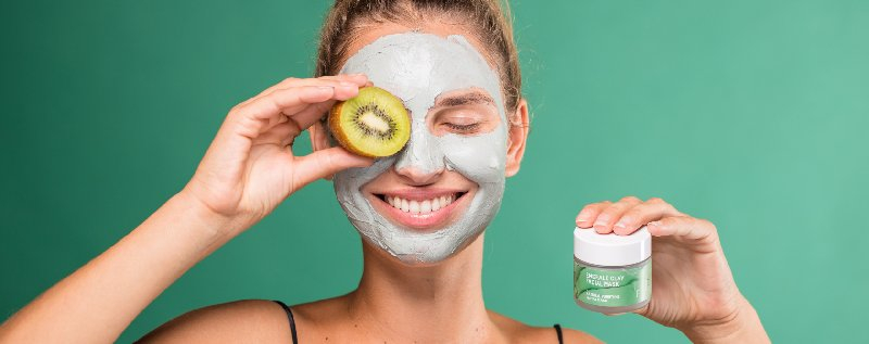 Añade la mascarilla a tu rutina facial en 4 pasos Añade la mascarilla a tu rutina facial en 4 pasos